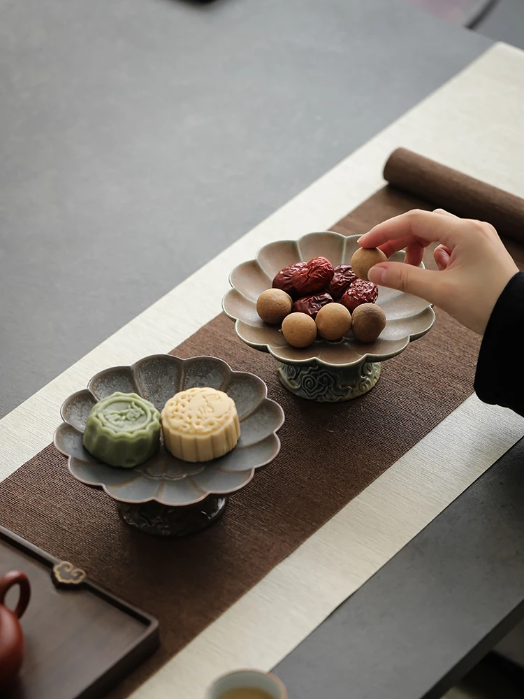 Kiln Conversion High Foot Fruit Dish, Dried Fruit Dish, Simplicity Household Creative Ceramic Retro Snack Tray