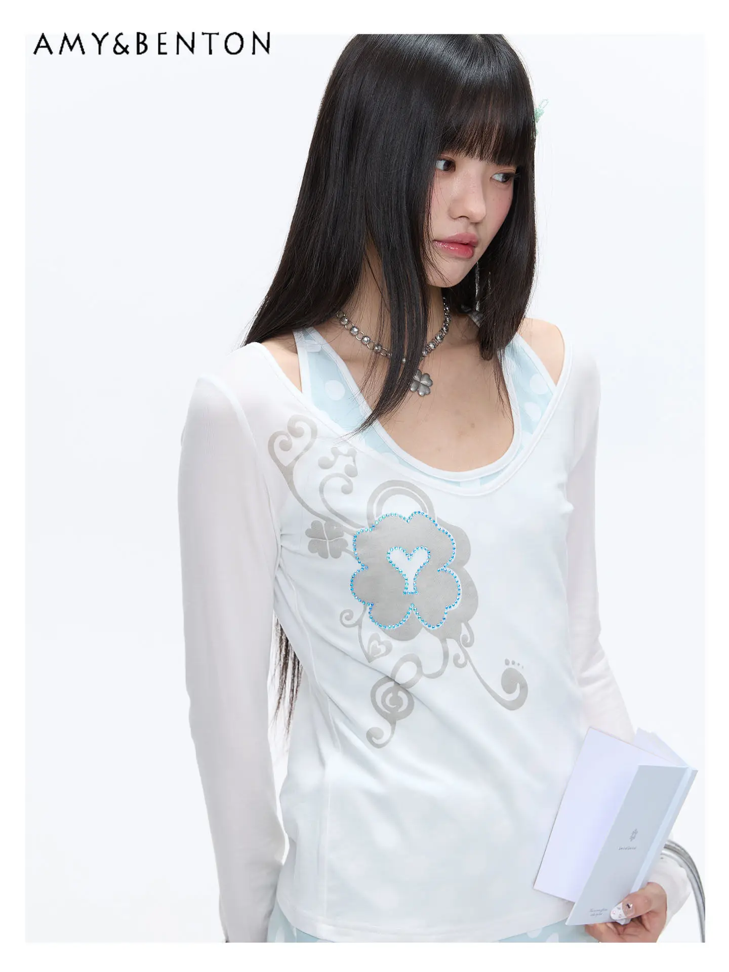 

2026 Summer Women Lucky Clover Print White O-Neck Long Sleeve Cover Up Polka Dot Vest Two Piece Tops Set Casual Streetwear