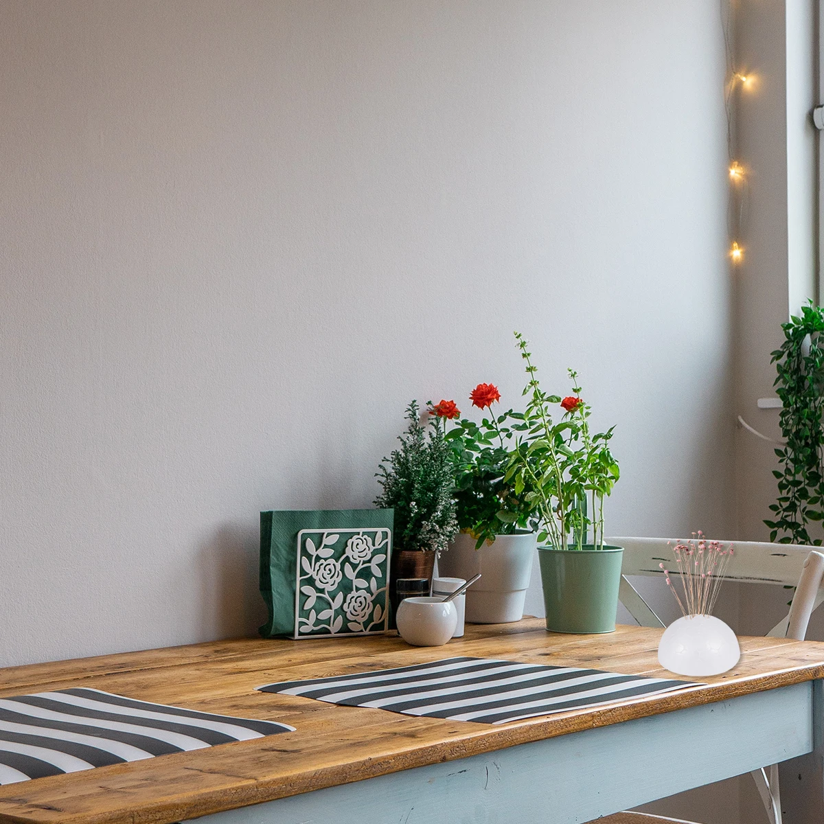 

50Pcs White Foam Half Ball Semicircle DIY Craft Painting Floral Arrangement Christmas Decoration Props Supplies