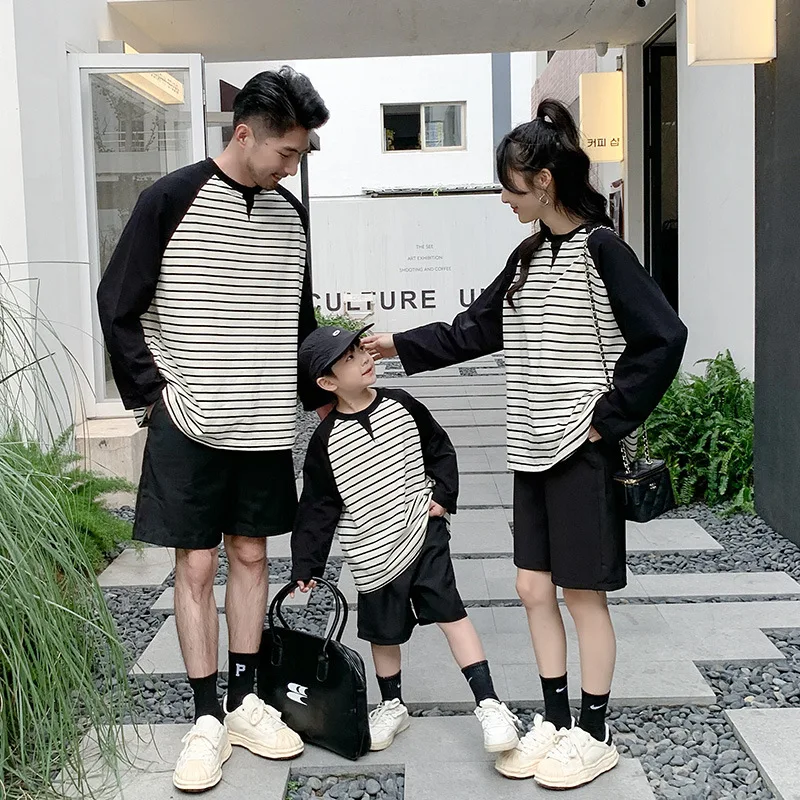 Mommy Daddy And Me Matching Family Clothing Set Mom And Daughter Equal Outfit Dad Son Same Fashion Sets Women Children Clothes