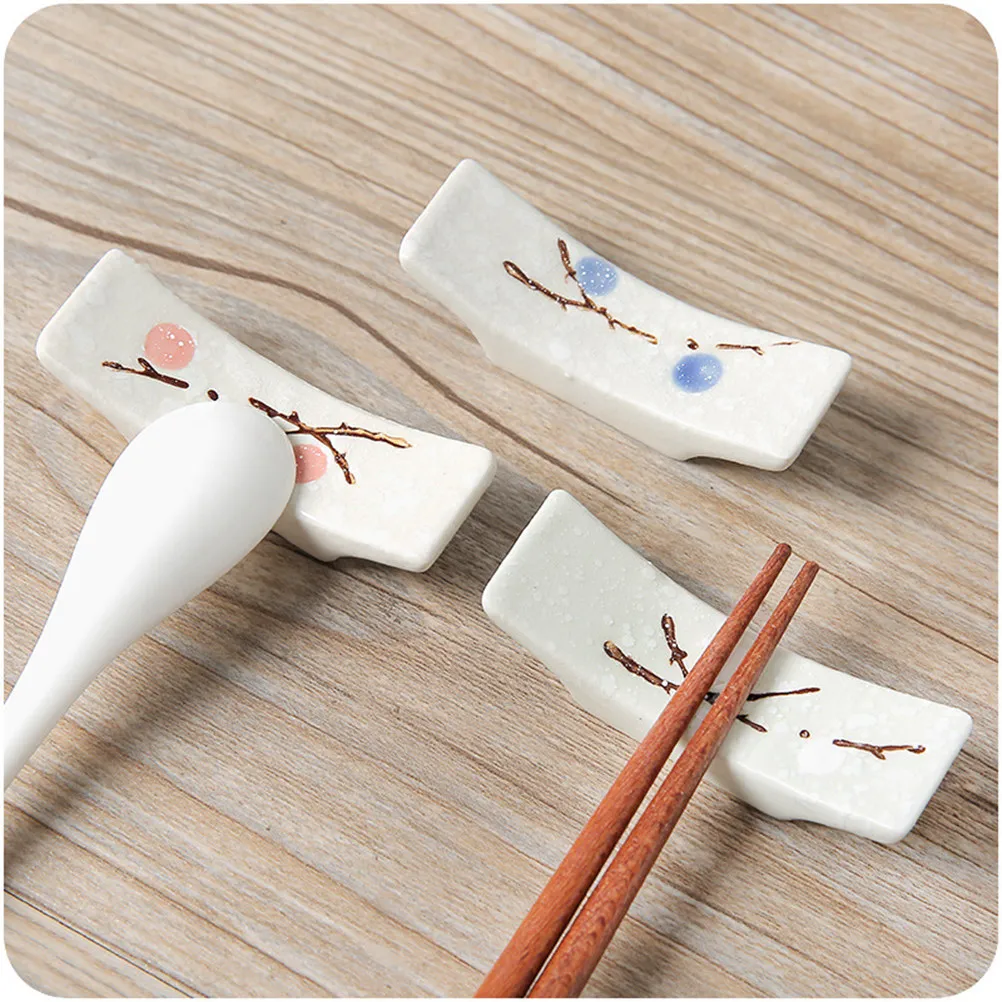4Pcs Chopsticks Rest Holder Ceramic Plum Blossom Printing Japanese Style Chopstick Pillow Rack Easy Clean Long-Lasting Set