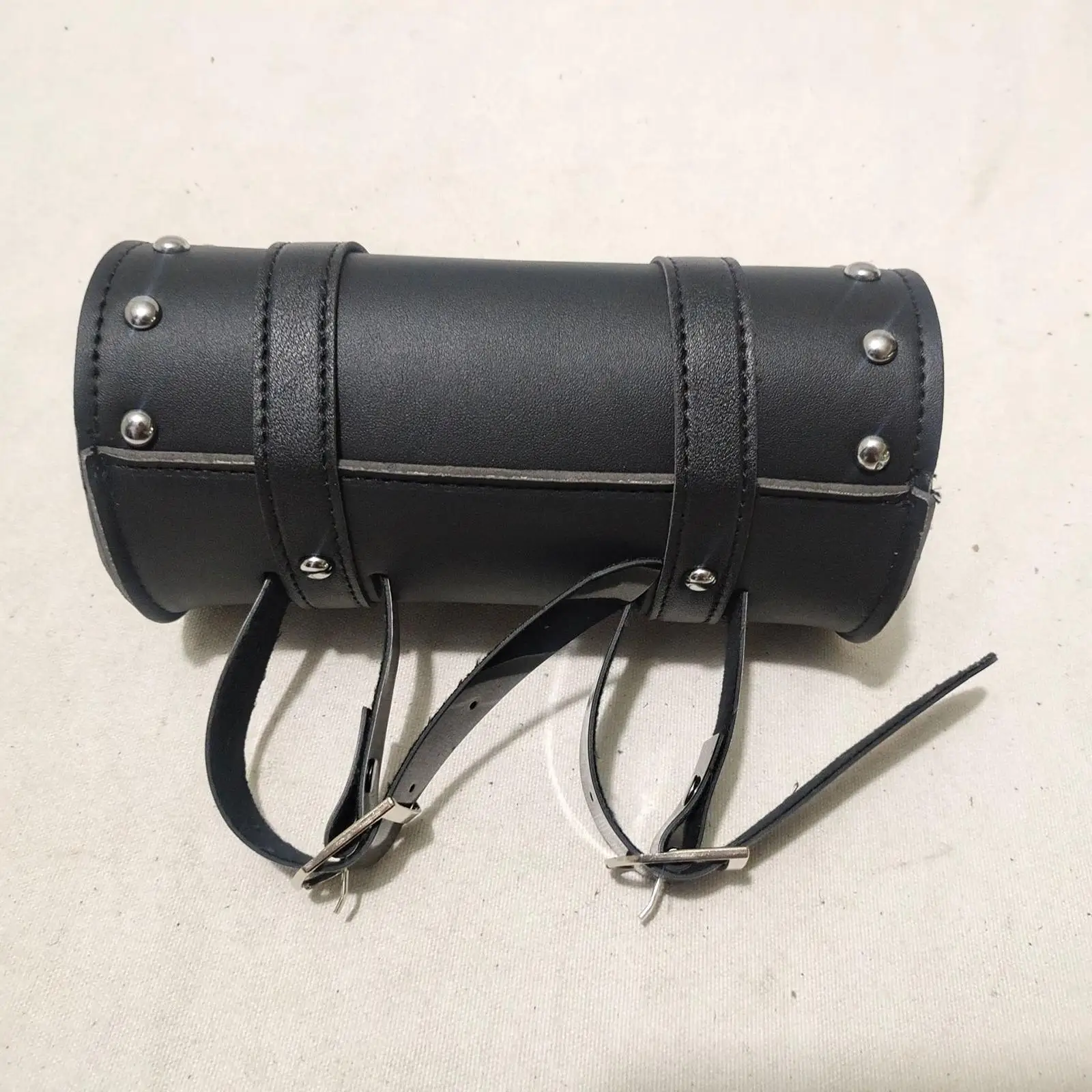 

Generic Motorcycle Handlebar Bag Side Tool Bag Adjustable Side Pannier Double Strap Studded Motorcycle Fork Bag Easy to Install