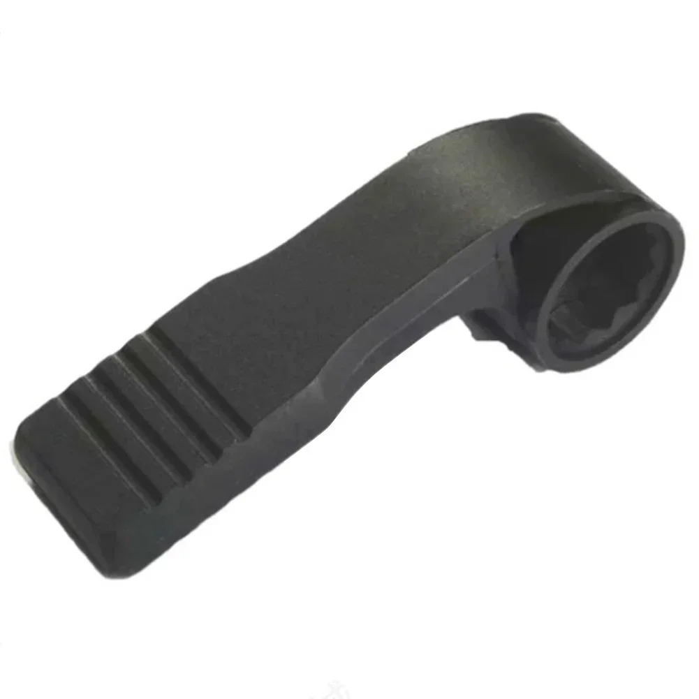 

Деталь циркулярной пилы, черная, как изображение GKS65, рычаг послепродажного обслуживания, замена цельного инструмента, запасная часть, ремонт пилы