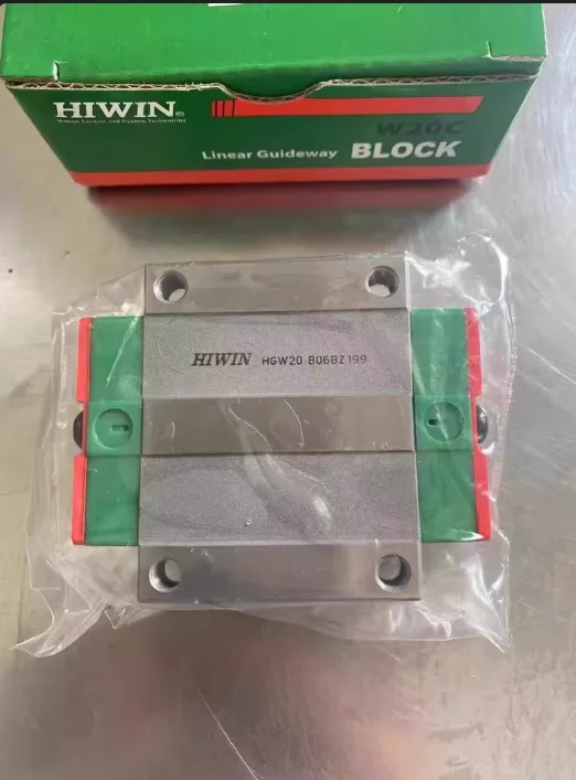 

2 шт. линейная направляющая Hiwin HGR20-1524MM + 4 шт. HGW20CC линейные фланцевые блоки для ЧПУ