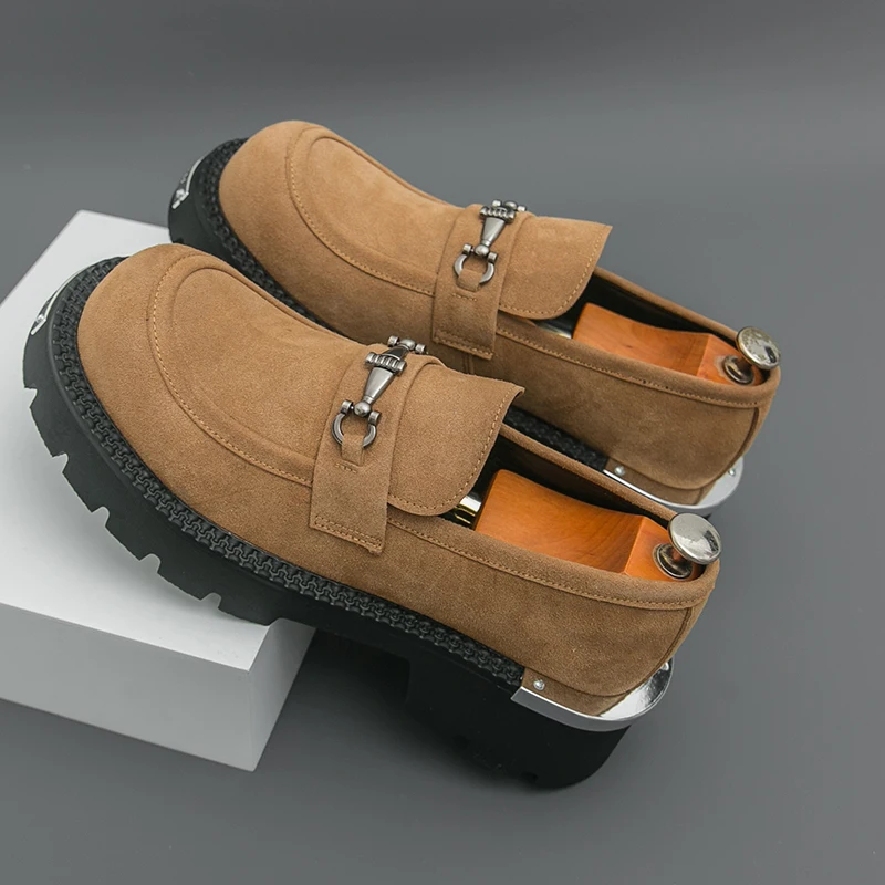 Classic Men Loafers Men One-foot Casual Thick-soled Lightweight Breathable Fashionable Brand Shoes Social Shoes Men Sizes 37-46