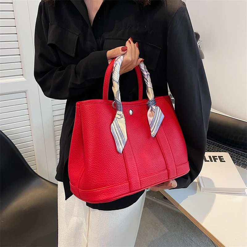 

Garden Tote Bag 30 Genuine Leather Women's Bag High-End Feeling Handbag 2024 New Trend Crossbody Handbag Briti Sle Polyes...
