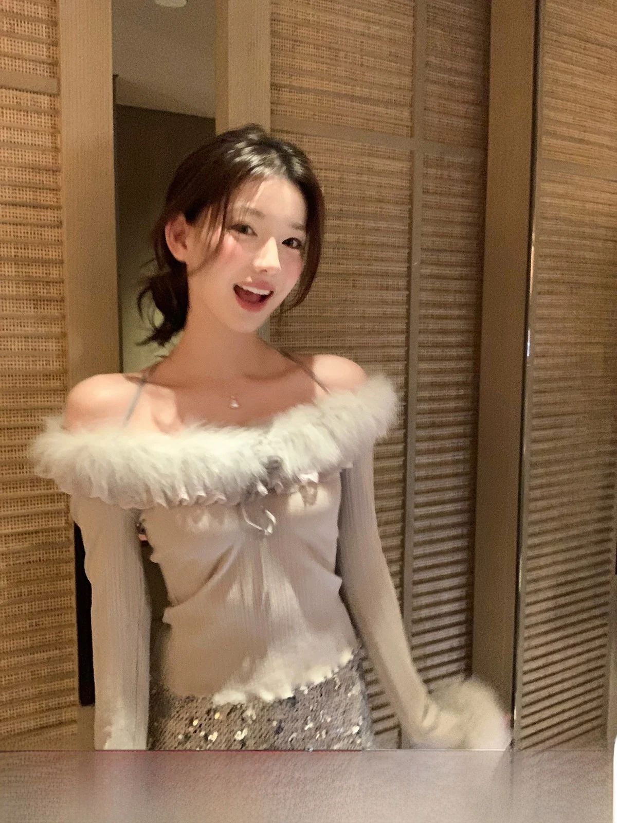 

YOLI ey вязаный свитер на одно плечо, женский облегающий модный корейский свитер с длинным светом, полиэстер, нейлон, эластичное волокно