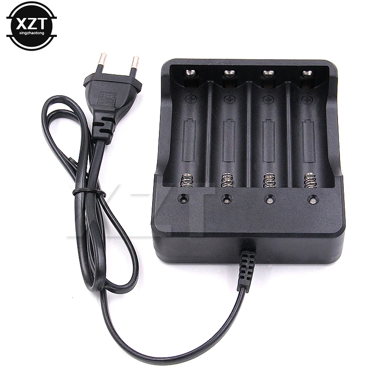 Intelligent 4-slot Charger with Short-circuit Protection Independent Current Channel for 18650 Lithium-ion Rechargeable Battery