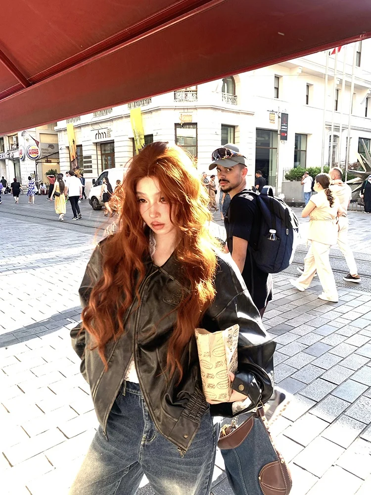 เสื้อโค้ทหนังแท้สไตล์วินเทจทรงหลวมสำหรับผู้หญิง ยี่ห้อ FuunJ Handmade Blagirl รุ่น Jaet แขนยาว ปิดซิป ความยาวปกติ