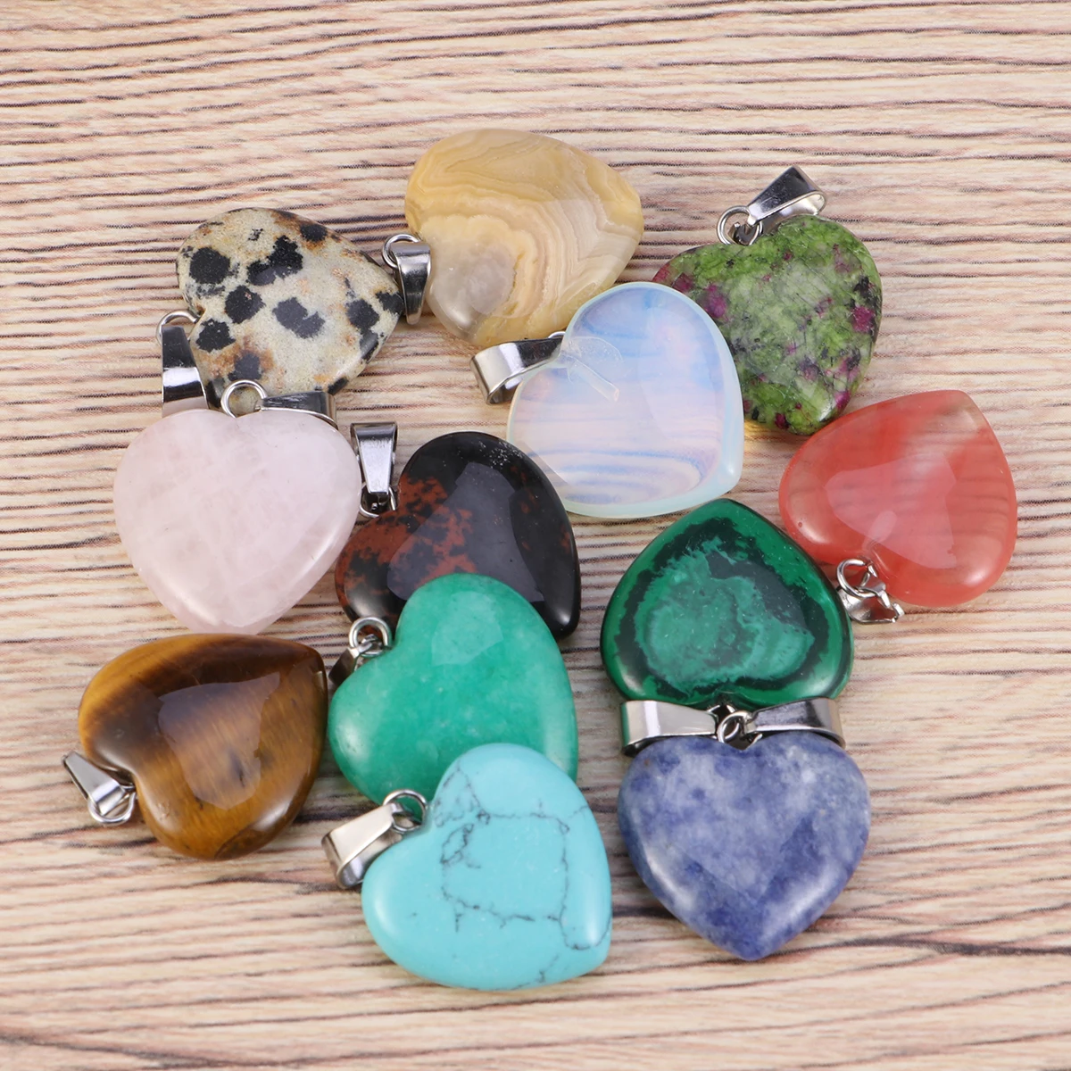 

10 шт., каменные подвески в форме сердца, различные цвета, гладкие подвески из натурального камня для DIY ожерелья, изготовления ювелирных изделий, повседневная одежда, кристалл