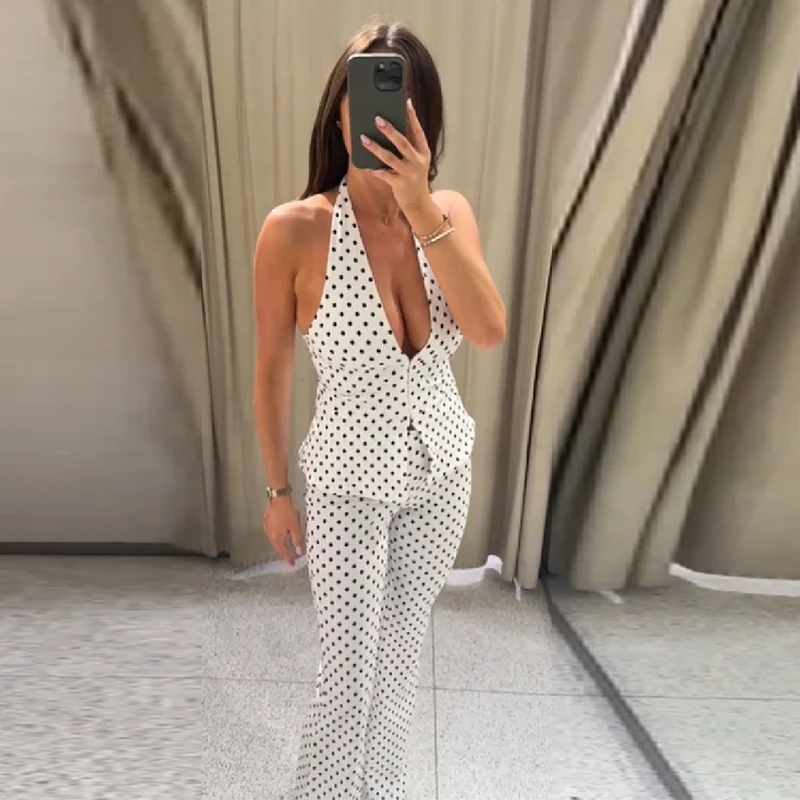 Thumbnail 2 - #7 Trending Womens Pant Sets Right Now