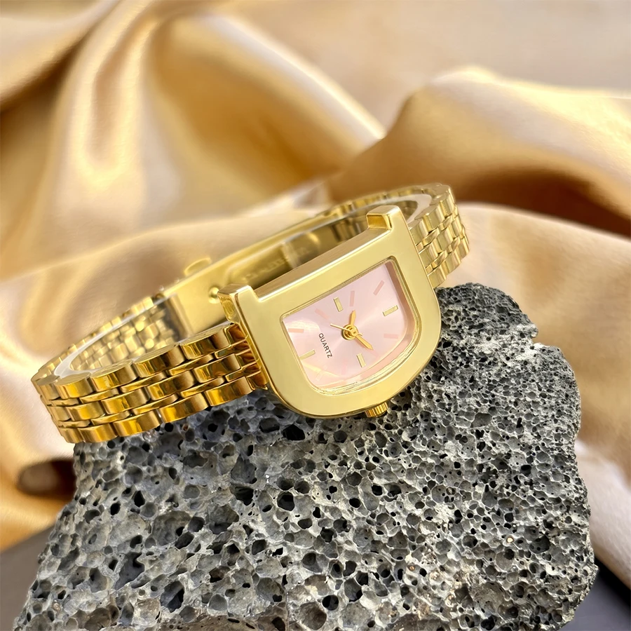 女性用ヴィンテージ腕時計:D型文字盤ステンレススチールストラ - Luxury Watch Vintage のレビューと価格