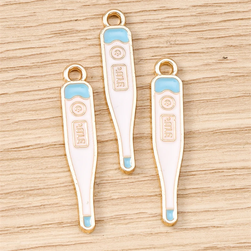 10 Stück Niedliche Emaille-Anhänger mit Medizinischen Motiven wie Stethoskop, Thermometer und Nadel für Schmuckherstellung, Halsketten, Ohrringe und DIY-Geschenke – Detail 10