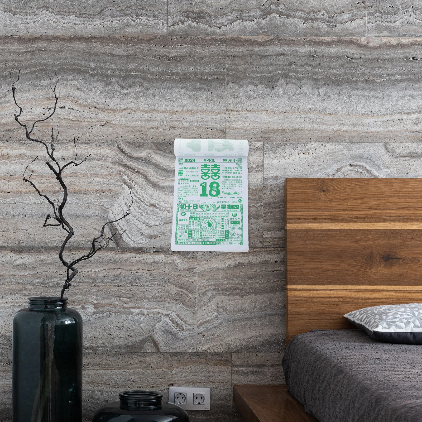 

Daily Tear-Off Lunar Calendar 2024 Year of Dragon Chinese Traditional Calendar with Clear Printing for Home Dorm Office Use
