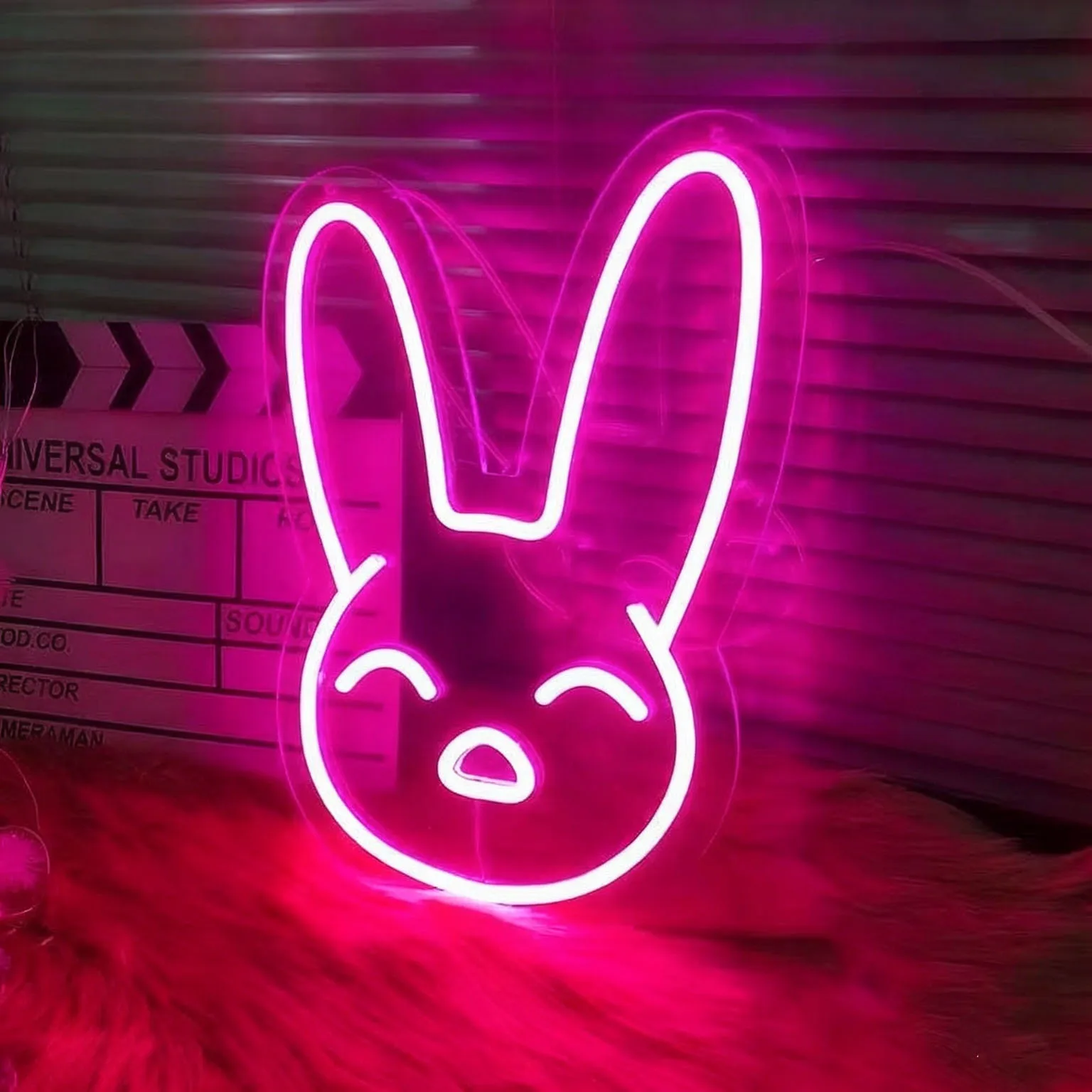 Custom Bunny Neon Sign, LED Rabbit Wall Light, Trendy Pop Art Decor for Bedroom, Game Room, Bar & Home