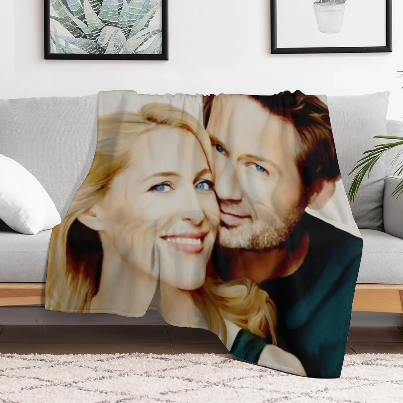 Gillian and David painting Throw Blanket Stylish Decor Blanket Gift for Friends Roommate