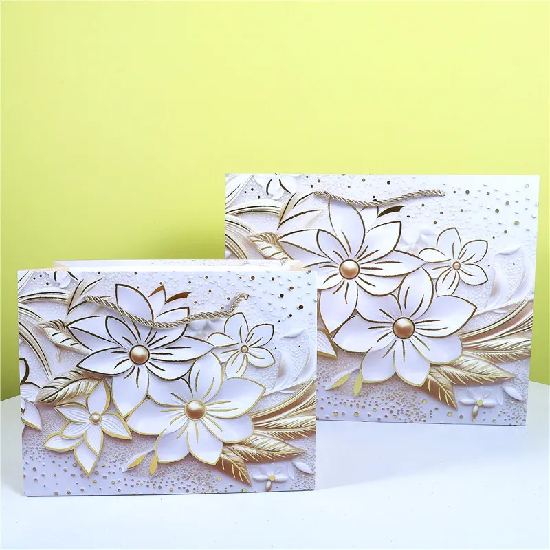 Horizontal Gold Stamping White Cardboard Handheld Paper Bag Rose Flower Packaging Gift Bags Packing Shopping
