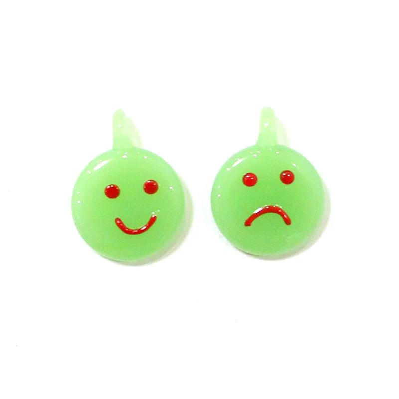 2pcs Mini Flat Cute Glass Face Charm Pendant Ornament Fashion DIY Craft Supplies Perfect Festival Party Gift for Handmade Lovers