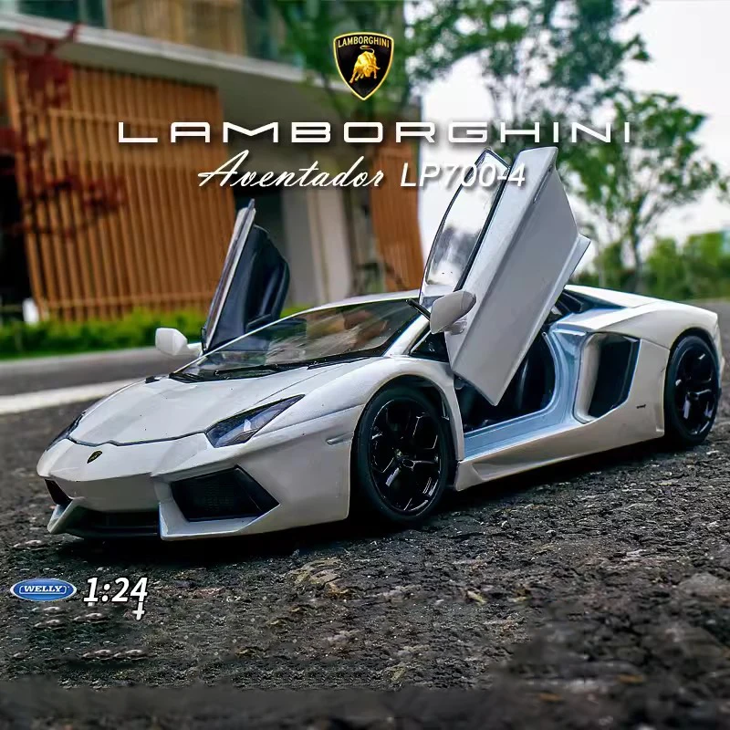 WELLY 1:24 Lamborghini Aventador LP700-4 Alloy Car High Simulation Model Diecasts Metal Toy Sports Car Model Childrens Gift