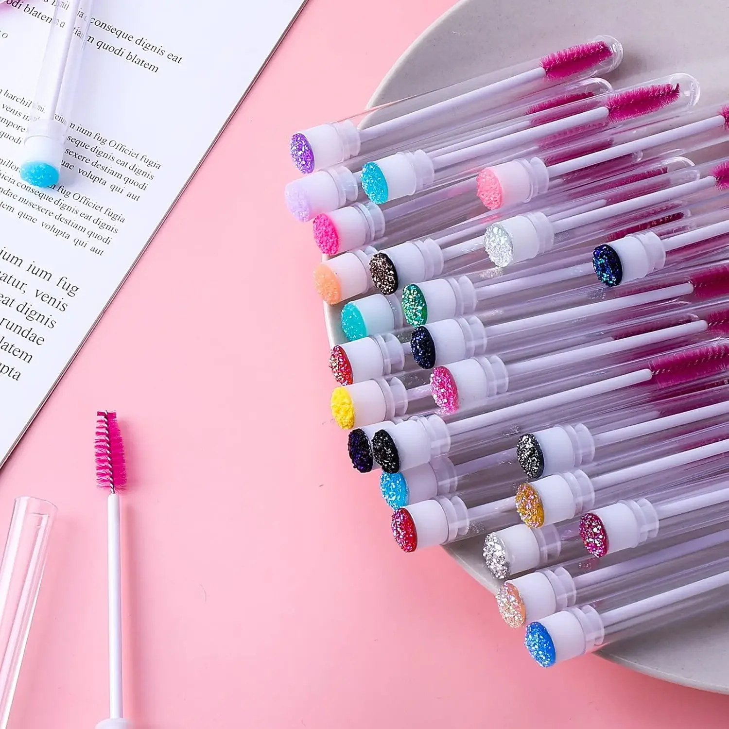 Baguettes de Mascara à cils réutilisables, 50 ensembles, avec Tube, brosse à bobine, dans un conteneur, étui applicateur de sourcils jetable, vente en gros