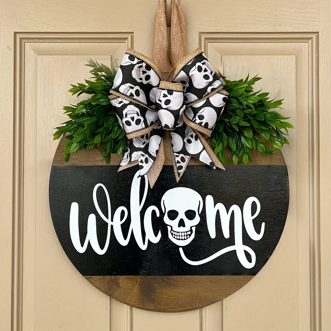 Spooky-Charming Wooden Halloween Wreath – Durable, Versatile Wall & Door Decor for a Festive Welcome