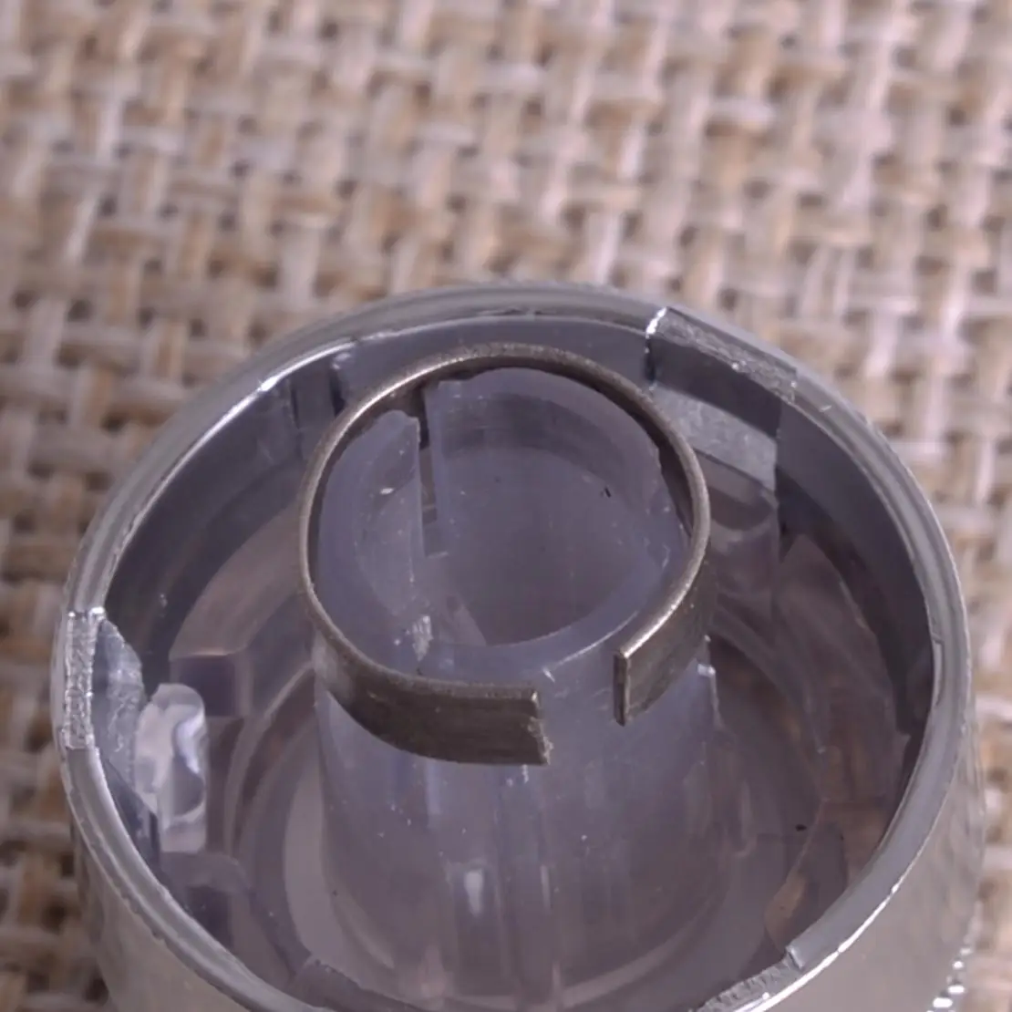 

4G0919070 Крышка ручки регулировки громкости радио MMI, подходит для Audi A6 Avant Quattro C7 A7 RS7 2014 2015 2016, серебристый пластик