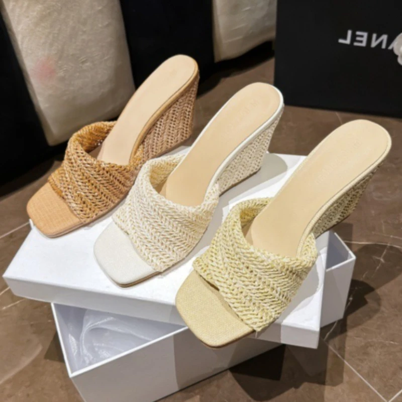 

Fashion Rattan Grass Woven Women Slippers Sexy Square Toe Open Toe Wedges Slide Sandals Comfort Lightweight Beach Shoes Ladies