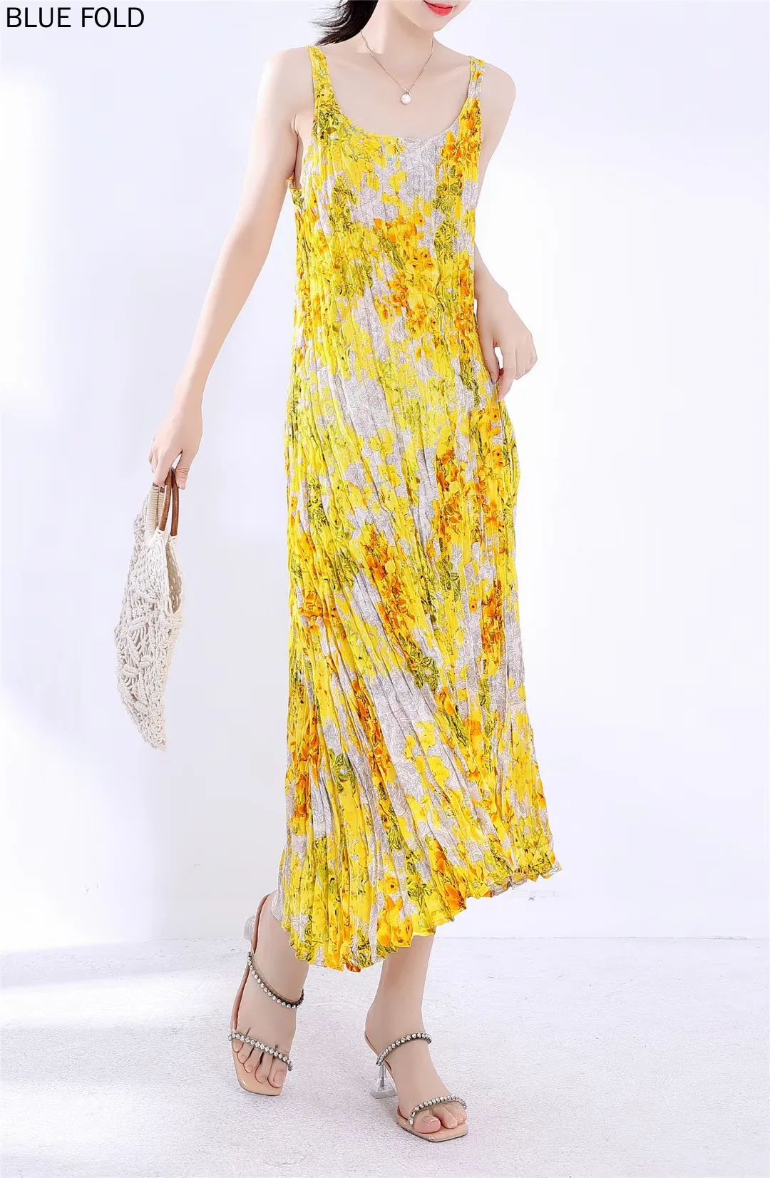 

MIYAKE PLEATS-High-grade Pleated Long Dress, Sling Dress, Chic, Stunning, Korean, Gentle Wind, Summer, Elegant, Holiday