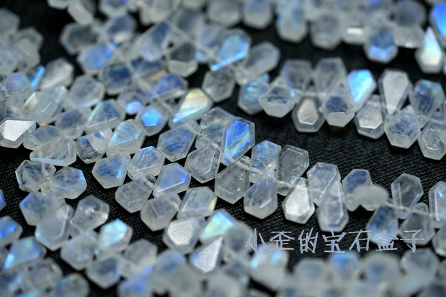 

37pieces loose beads white blue rainbow moonstone for DIY jewelry making FPPJ wholesalenature