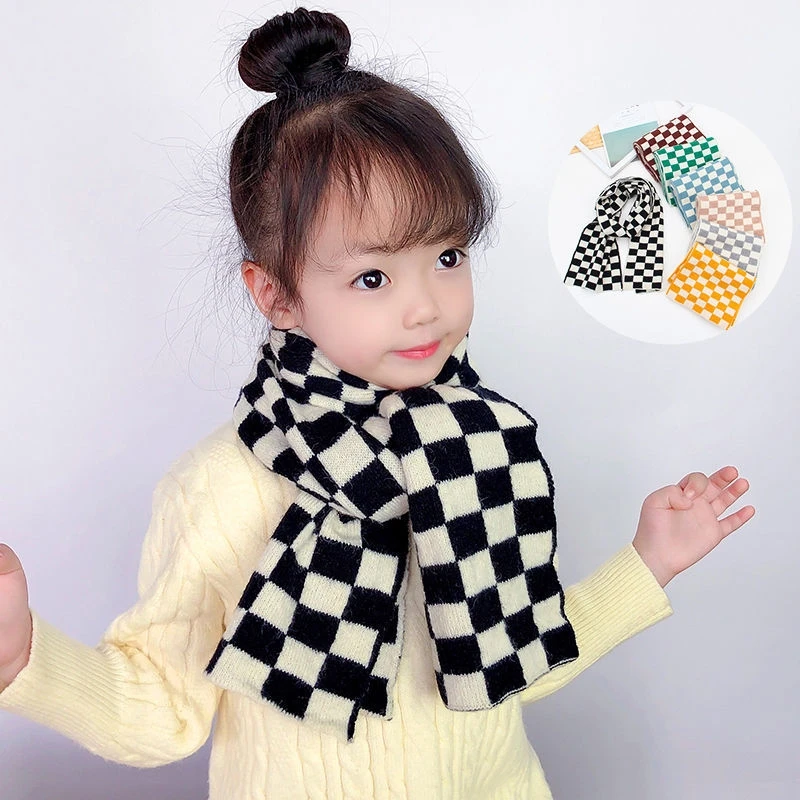 Checkerboard children\'s wool scarf knitted Korean black and white checkered children warm autumn and winter baby boys and girls