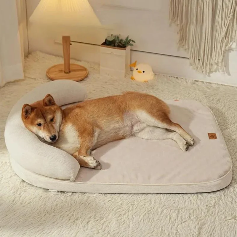 

Dog sleeping area with pillow, specially designed for neck protection, comfortable and warm. Winter dog bed, pet sleeping pad.