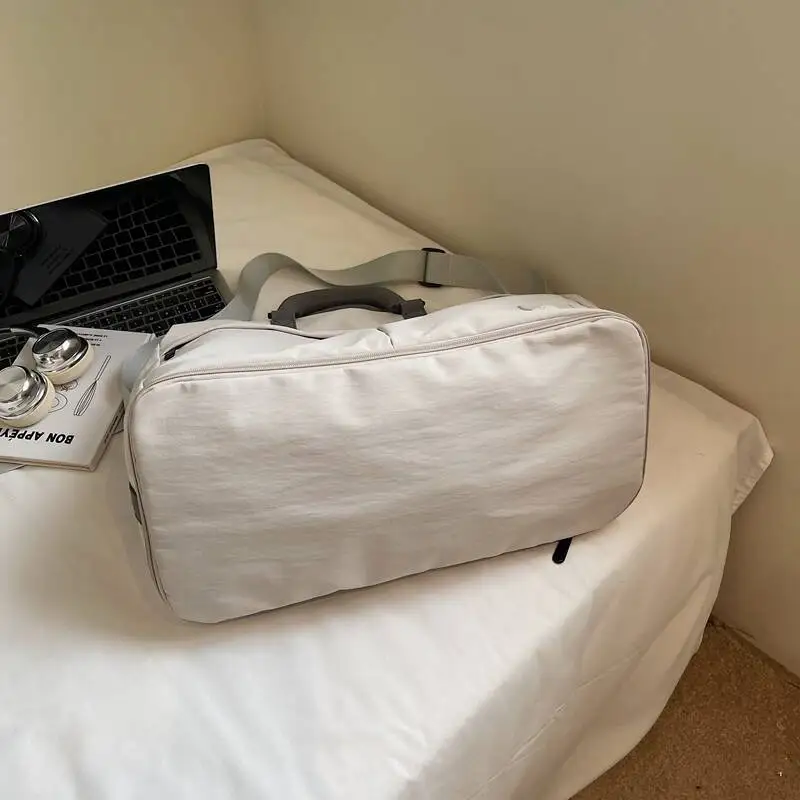 Borsa da viaggio portatile alla moda Borsa da viaggio leggera da donna Borsa da weekend notturna Design leggero di grande capacità