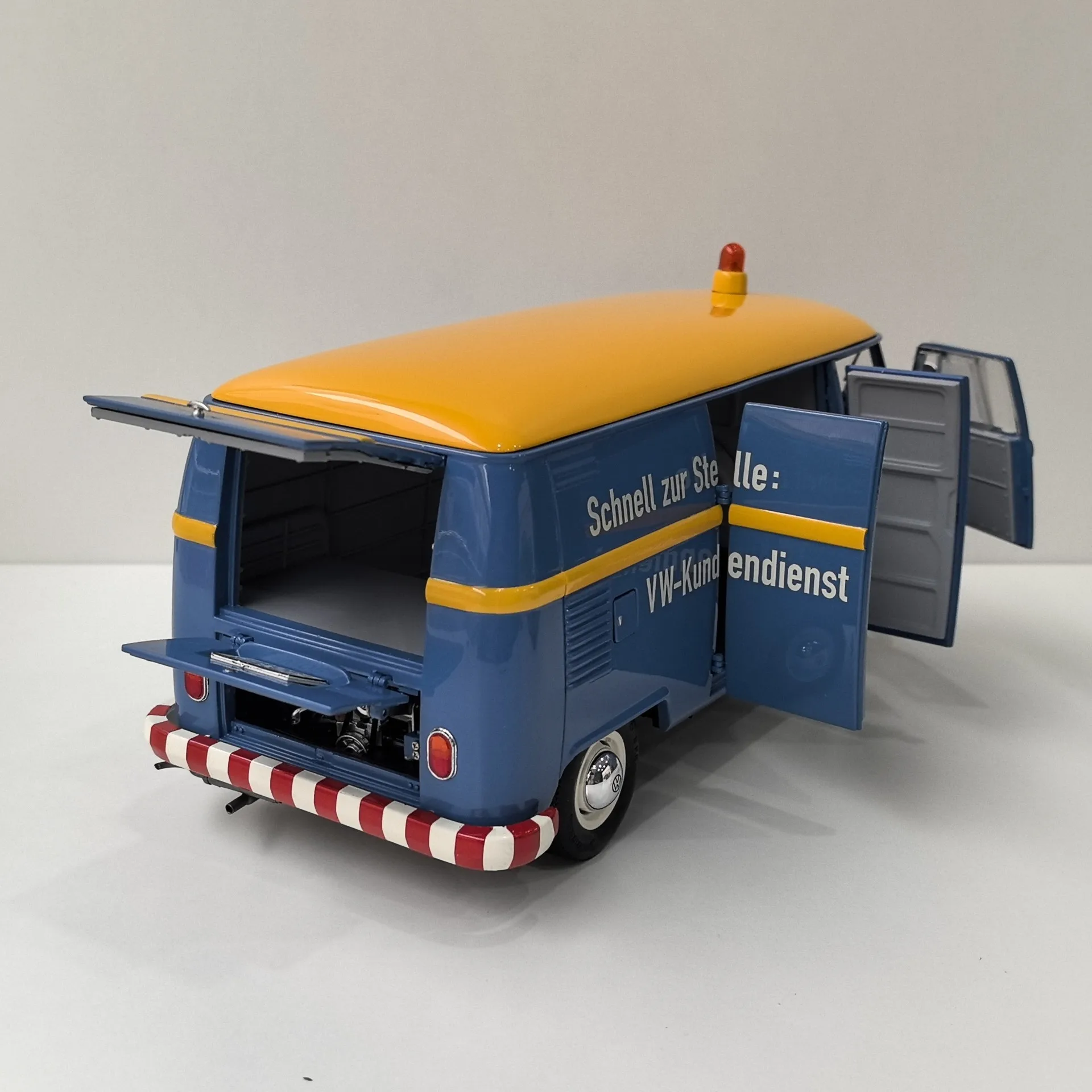 دييكاست شوكو 1:18 مقياس VW T1B T1 حافلة عامة سيارة سبيكة سيارة نموذج تحصيل لعبة هدية تذكارية عرض حلية