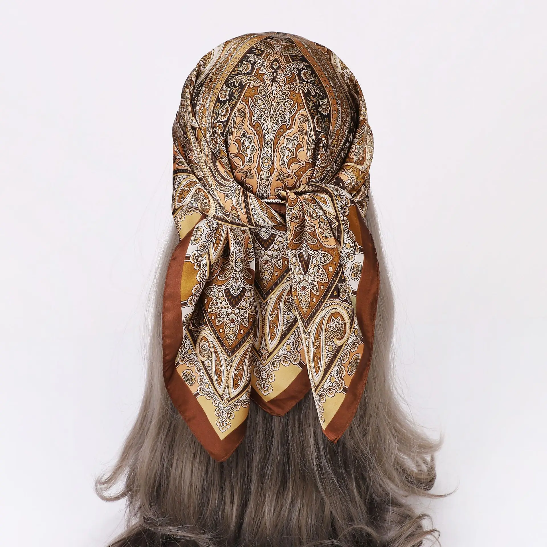 

Vintage Paisley Print Satin Square Scarf Sunscreen Head Wrap Multi-use Women Neck Scarf