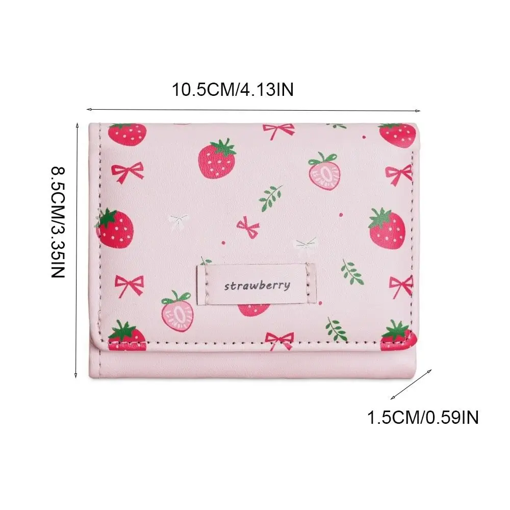 Dompet Lipat Tiga Motif Stroberi Fashion, Dompet Kulit PU Motif Pita, Tempat Kartu Lipat Multi-Slot untuk Sehari-hari