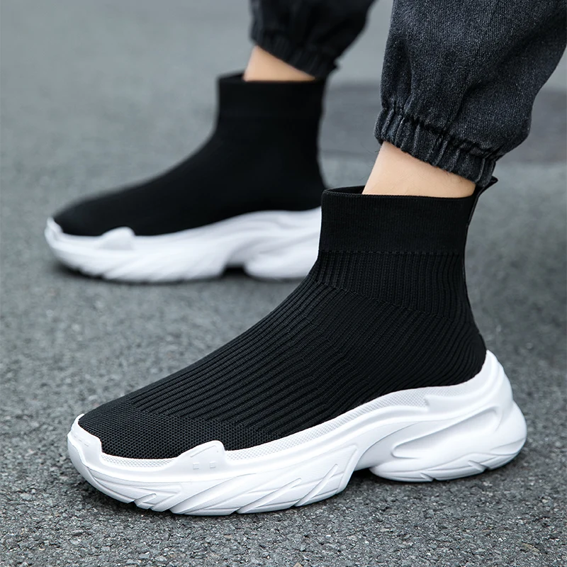 Footwear men\'s high top sports tennis shoes Luxury designer shoes Mesh breathable socks free boots Fashion casual men\'s shoes