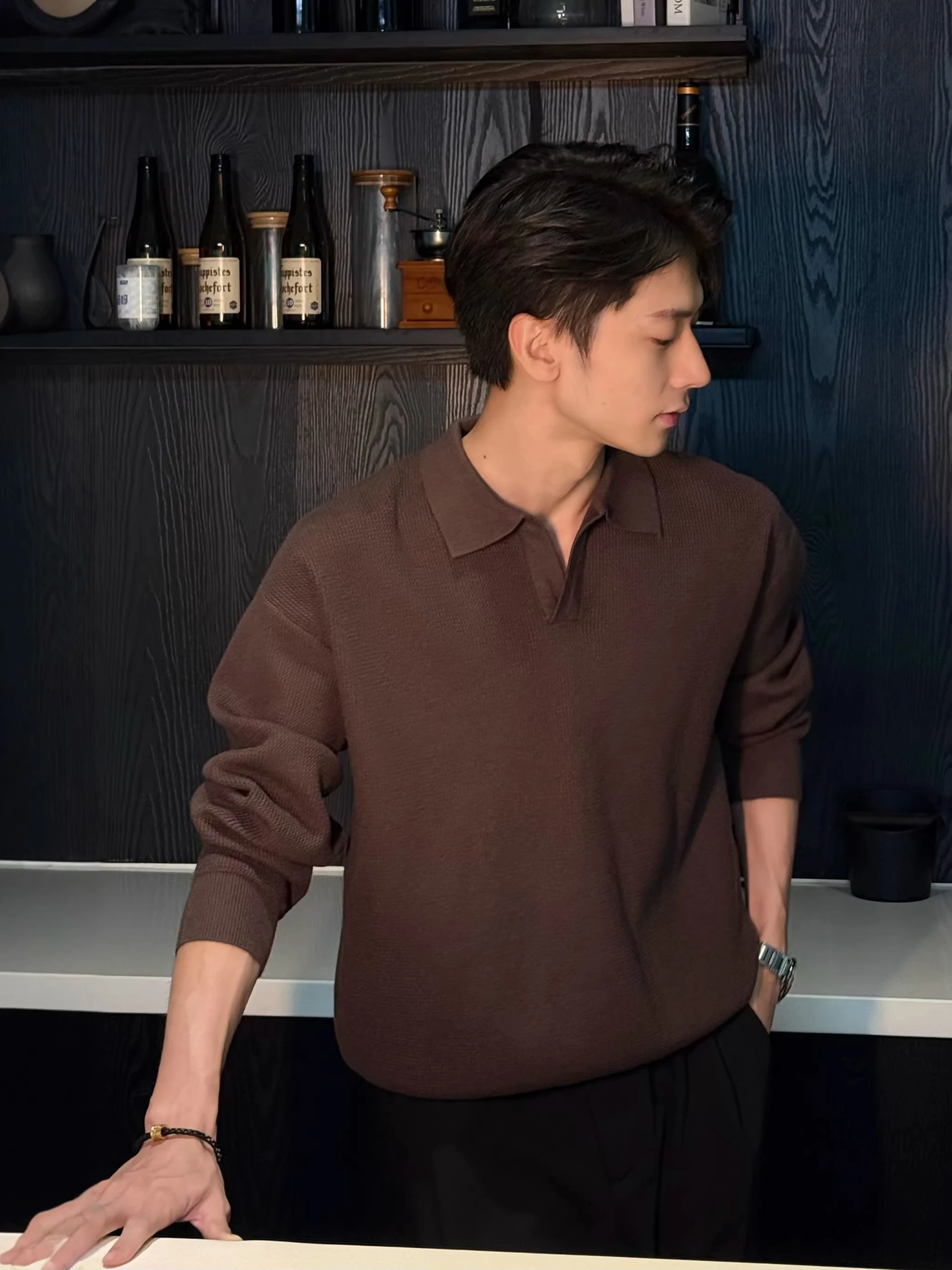 

Мужской приталенный вязаный свитер средней плотности, модный повседневный комфортный топ