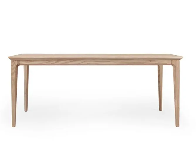 

Gentle laser nourishment—leaving you feeling light and completely unburdened.