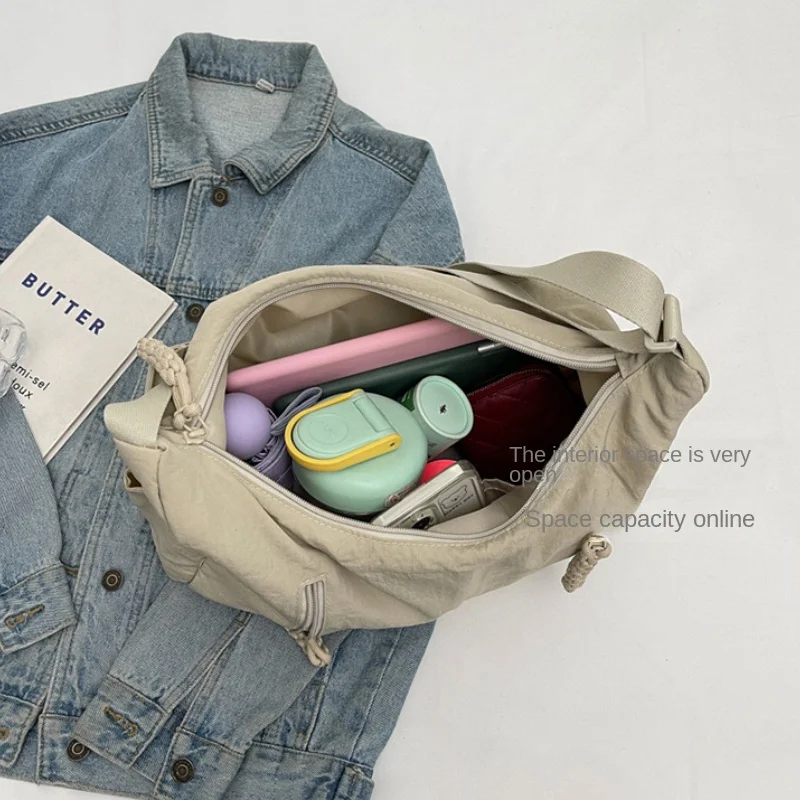 حقيبة كتف نسائية صيفية بلون سادة، خفيفة الوزن ومتعددة الاستخدامات للسفر، حقيبة كروس للركاب من النايلون بسعة كبيرة