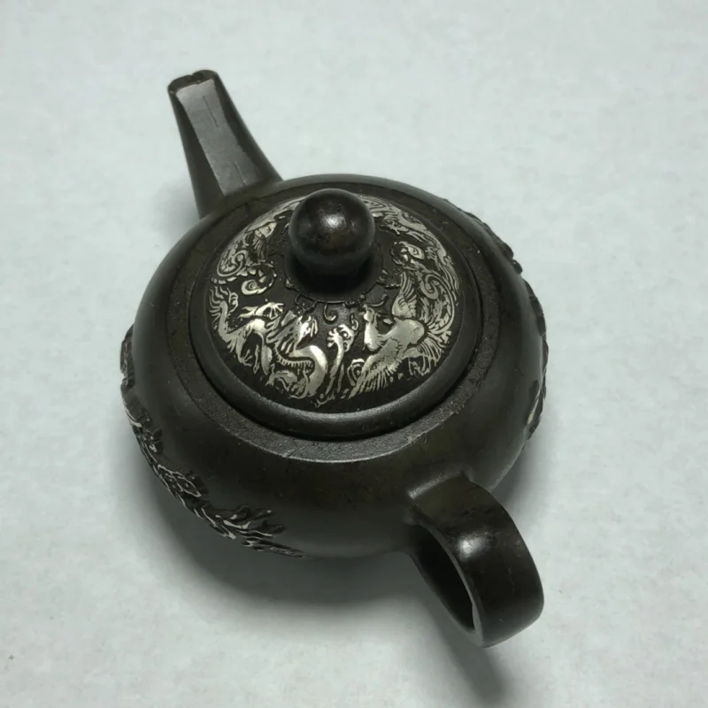 Antique Bronze Collection Antique Antique Relief Dragon and Phoenix Pattern Teapot Kettle Decoration Craft Gift Antique Miscella