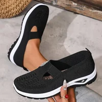 Women's casual sports shoes, solid color breathable sports soft-soled lightweight walking shoes, low-top knitted casual shoes - Image 5