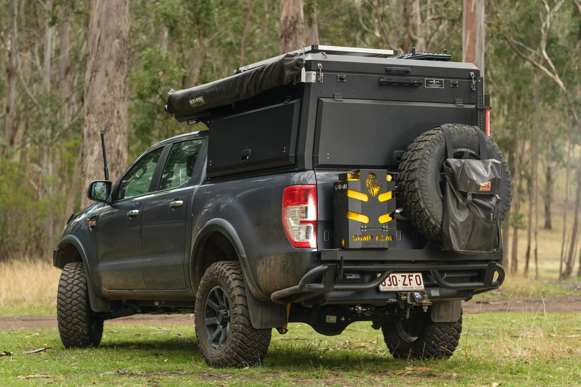 

Making Double Aluminium Camper Pickup Tailgate Truck Cab Canopy Hardtop Made in China