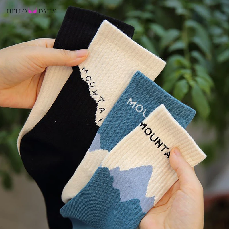 Fashion Designer New Men Women Socks Asymmetrical Pattern Street Skateboard Man Cotton Sock Breathable Couple Socks