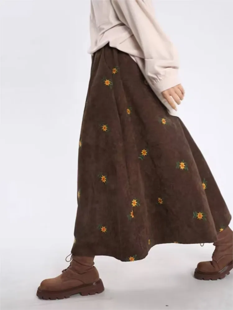 Corduroy Flower Embroidery Fashion Ladies Skirts Autumn Elastic Waist Skirt Women Oversized Loose Pleated Woman A-Line Skirts