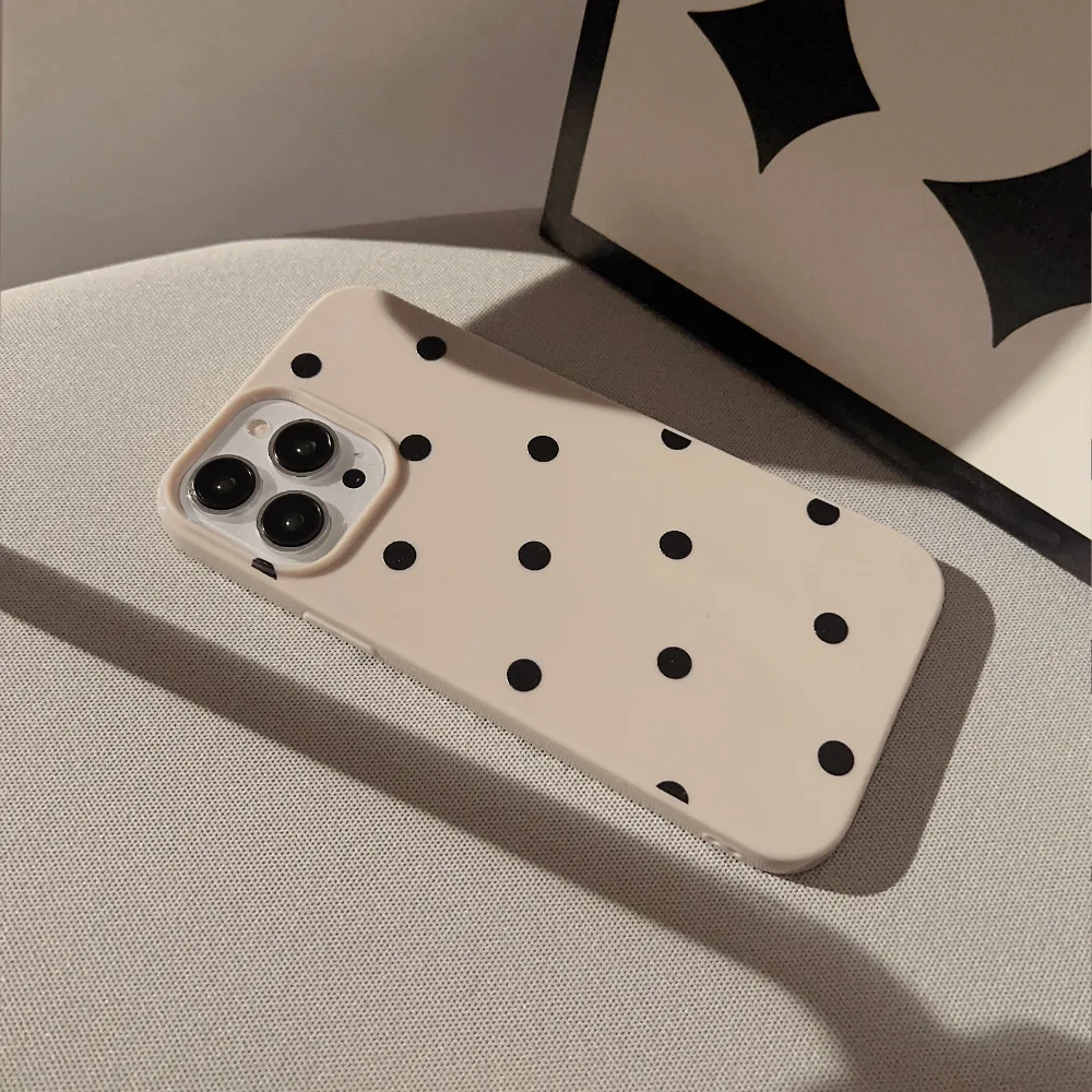 New Korean INS Polka Dot Print Khaki Soft Phone Case For iPhone 16 15 14 13 12 11 X XS XR Pro Max Plus Shockproof Bumper Cover