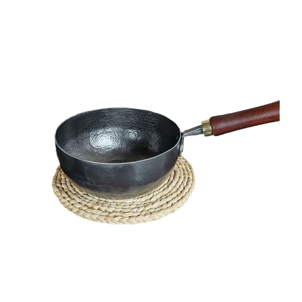 

Popular handmade milk pan complementary food pan iron pan, non-stick pan, integrated frying and cooking uncoated