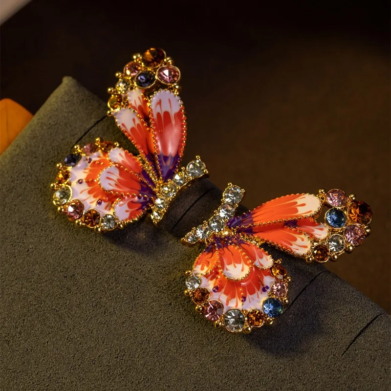 

Medium Jewelry High-end Sense Vintage Retro Exquisite Pearl Butterfly Earrings Personalized High-end Niche Earrings