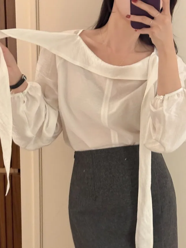 เสื้อผู้หญิงสไตล์ลำลอง แขนยาว คอสูง ดีไซน์เก๋ ทรงหลวม เนื้อผ้าบางเบา ใส่สบาย เหมาะสำหรับฤดูใบไม้ผลิและฤดูใบไม้ร่วง แฟชั่นทันสมัย