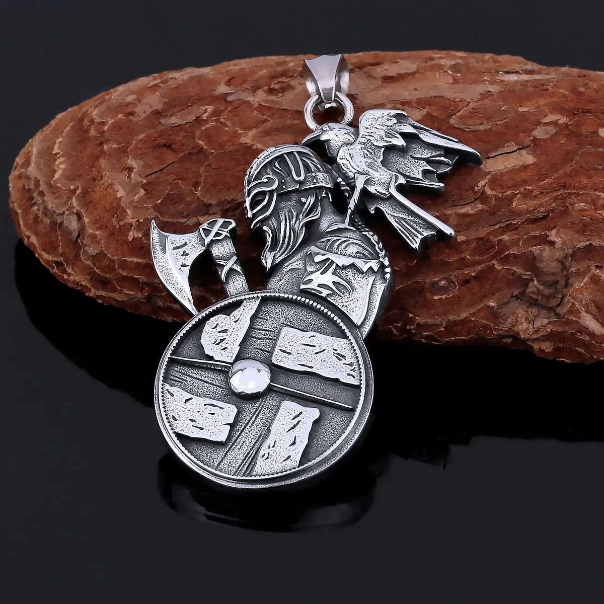 316L Stainless Steel Viking Warrior Crow Symbol Crow Men\'s Pendant Shield Axe Necklace Nordic Hip Hop Cyclist Jewelry Wholesale