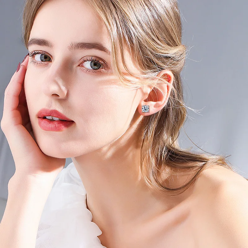 JH D اللون مويسانيتي وأقراط 925 فضة 18K مطلية بالذهب مختبر نمت الماس المسمار الأذن ترصيع للنساء مجوهرات